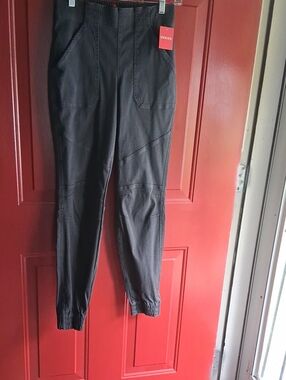SPANX Men’s Black Jogger Stretch Pants